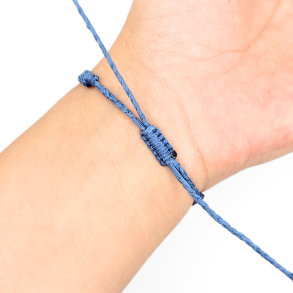 Globe Charm Bracelet with Emeralds (Adjustable)