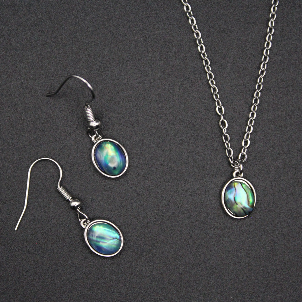 Labradorite Charm Necklace (Silver)