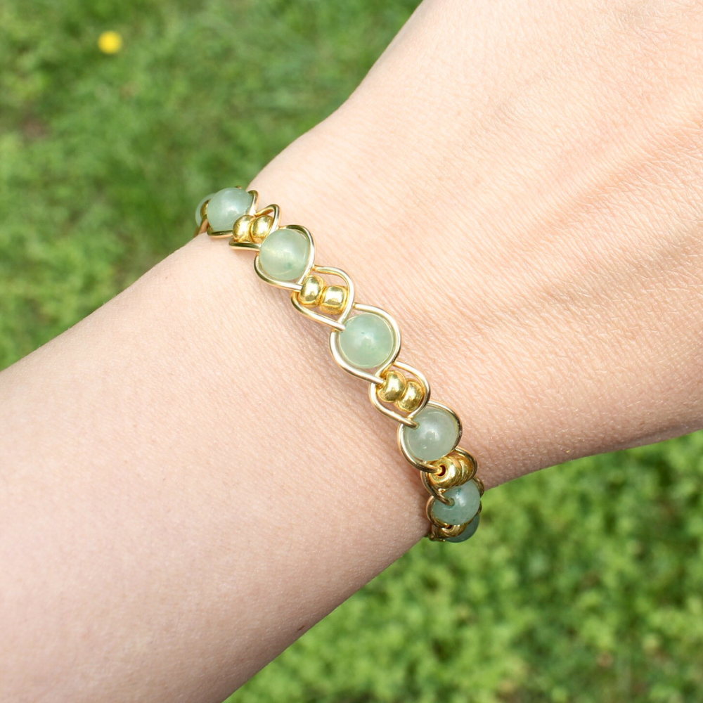 Green Aventurine Bangle Bracelet (w/ Clasp)